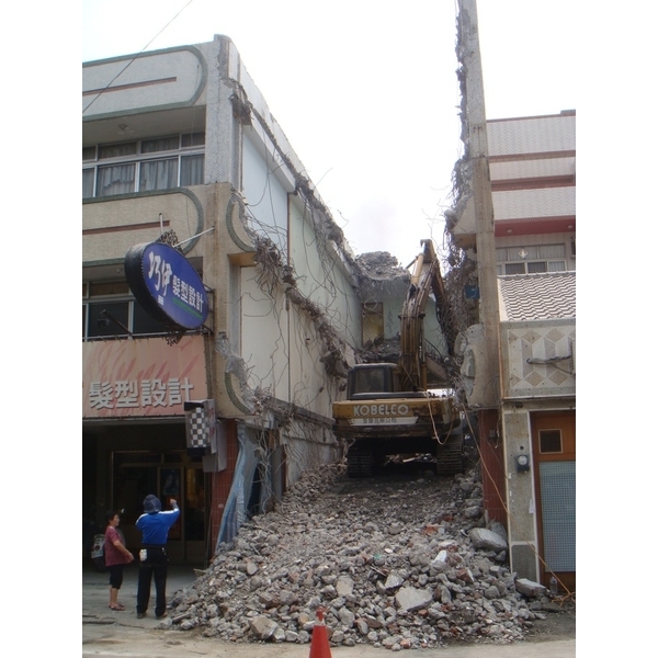 彰化秀水整棟拆除