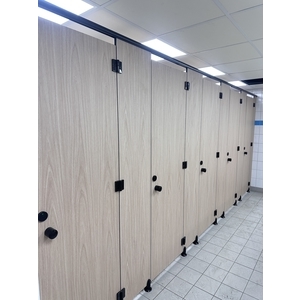 南投搗擺工程實績｜廁所隔間搗擺工程