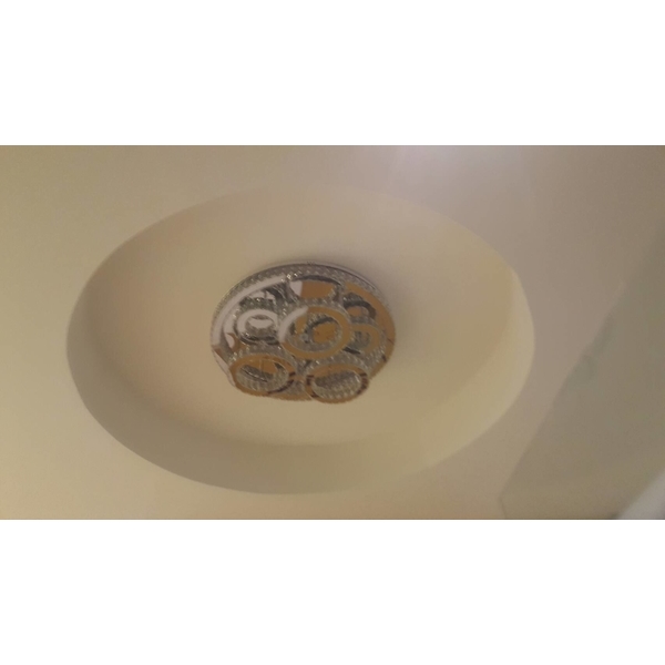 天花板 天花板,龍鋌工程行