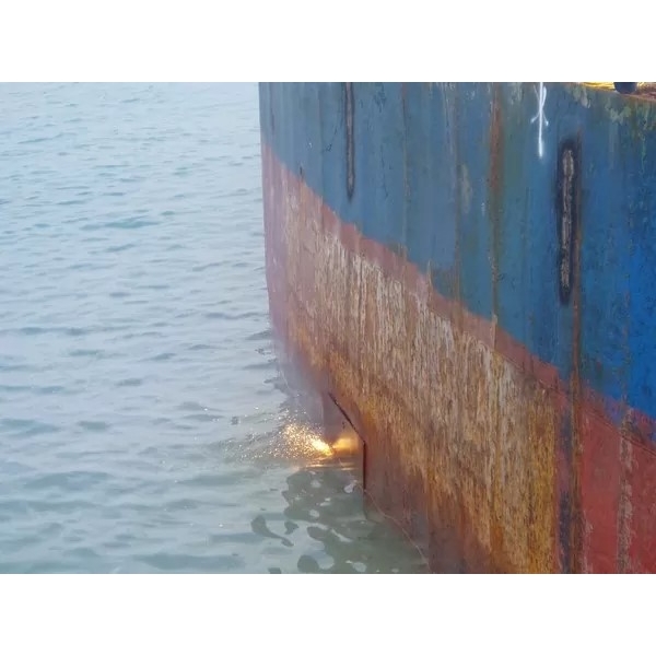 船體拆除 - 海上特殊拆除作業