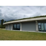 YC-40B透氣防颱捲門窗 - 岳進興金屬門窗有限公司