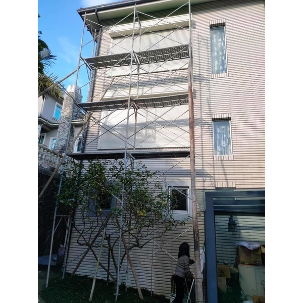 透氣防颱捲門窗,岳進興金屬門窗有限公司