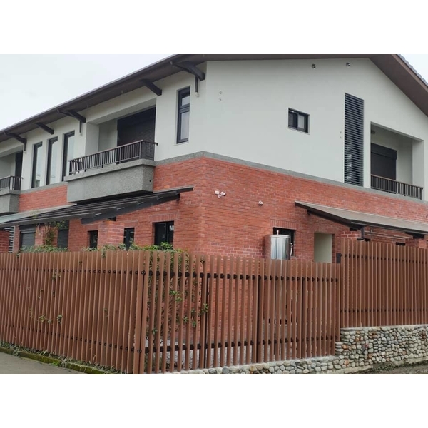 使用多年后又再追加的案例(位宜蘭三星鄉健富路農舍)-岳進興金屬門窗有限公司