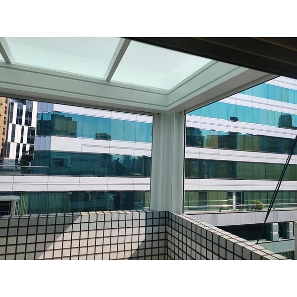 市區寸土寸金，把陽台裝置成可利用空間(位士林區)-岳進興金屬門窗有限公司