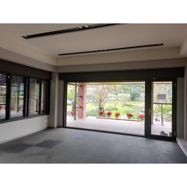 透氣防颱捲門窗,岳進興金屬門窗有限公司