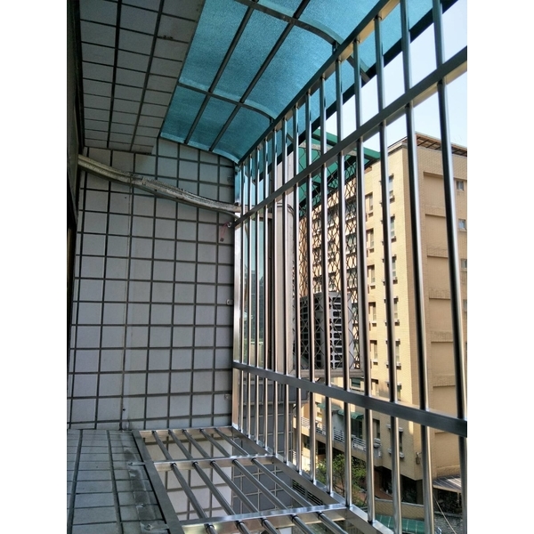 不銹鋼白鐵窗-富祥鋼鋁企業社