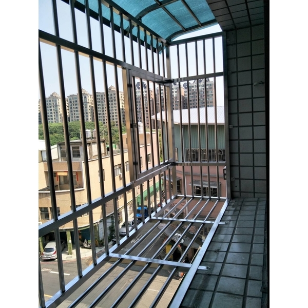 不銹鋼白鐵窗-富祥鋼鋁企業社