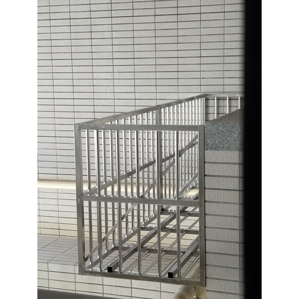 白鐵冷氣架-富祥鋼鋁企業社