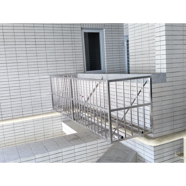 白鐵冷氣架-富祥鋼鋁企業社