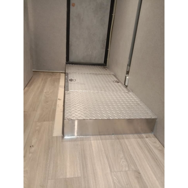 林森北路-店面門.防火門污水池維修蓋-富祥鋼鋁企業社