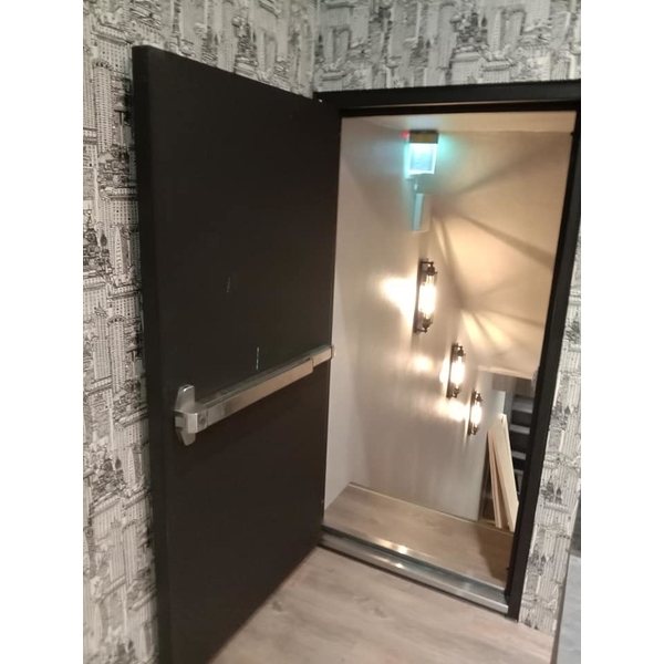 林森北路-店面門.防火門污水池維修蓋,富祥鋼鋁企業社