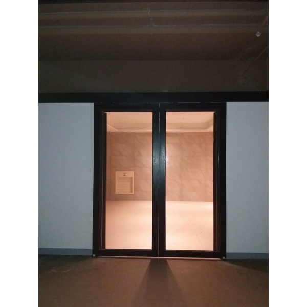 雙開烤漆包框自動門 雙開烤漆包框自動門,極鑫自動門