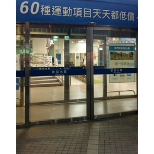 三扇開單邊自動門