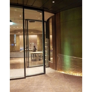 風儲室單開自動門