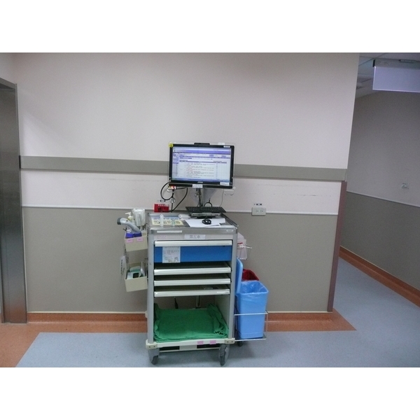 防撞壁板 防撞壁板,漣贏企業有限公司