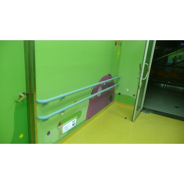 防撞圓型扶手 防撞圓型扶手,漣贏企業有限公司