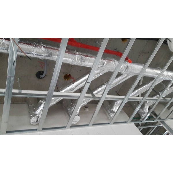 大樓冰水管路保溫,砳鼎工程有限公司