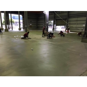 座騎式鏡面整體粉光