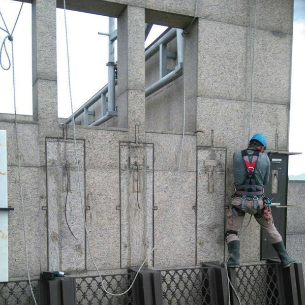 大樓外牆LED燈安裝