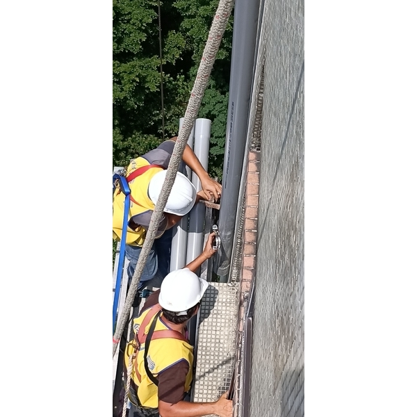 外牆排水管按裝