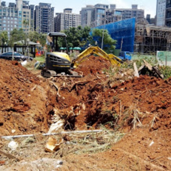 怪手施工,瀧才工程行