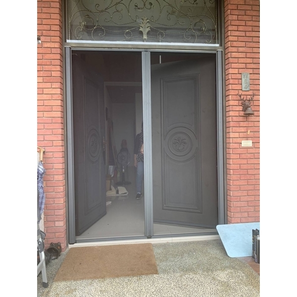 定位捲軸紗門 定位捲軸紗門,新日隆鋁窗五金商行