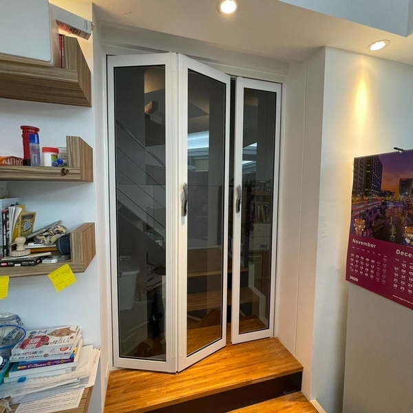 鋁合金折門,新日隆鋁窗五金商行