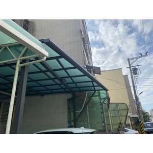 PC採光罩工程｜PC板採光雨遮 - 新日隆鋁窗五金商行