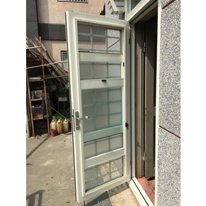 三合一通風門