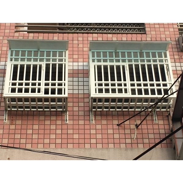 防盜凸窗、遮雨棚