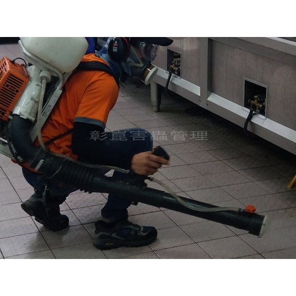 鼓風機殘效噴灑,彰崑環境工程有限公司