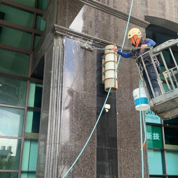 清潔外牆玻璃,樂潤工程有限公司