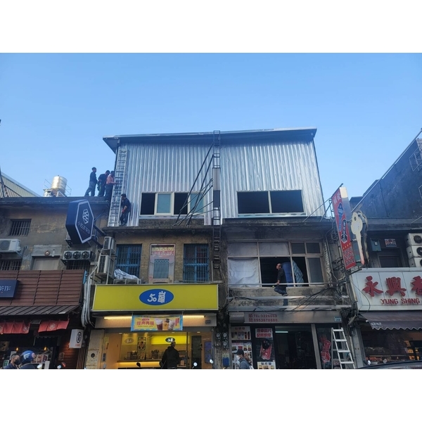 舊式古厝屋頂拆除,佳德金屬企業社