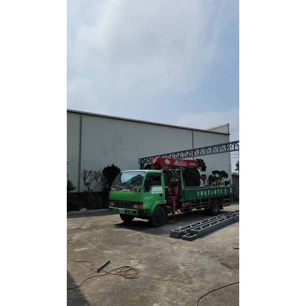 超大座玻璃採光罩骨架安裝-佳德金屬企業社