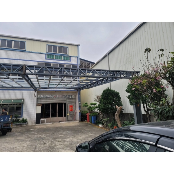 超大座玻璃採光罩骨架安裝,佳德金屬企業社