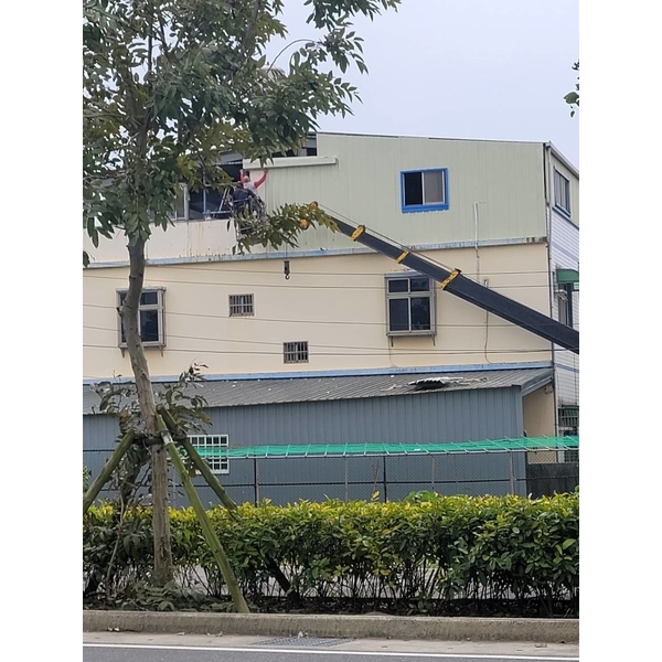 頂樓鐵皮屋外牆換板工程-佳德金屬企業社