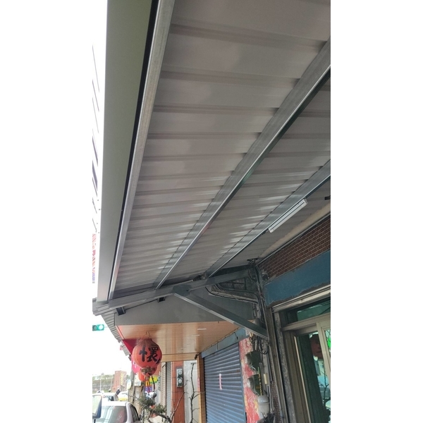 民家遮雨棚-更換浪板骨架,佳德金屬企業社