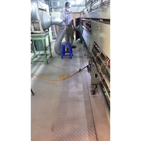 水溝蓋舖設錏花板-佳德金屬企業社