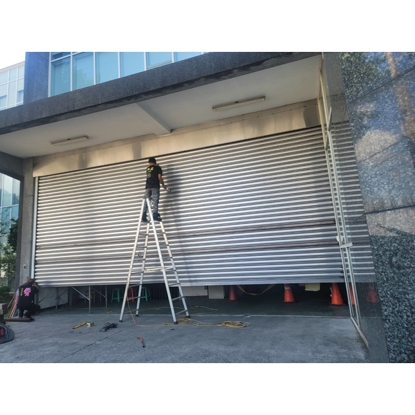 不銹鋼電動大門修改-佳德金屬企業社