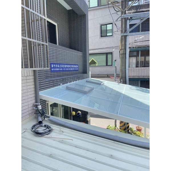 玻璃採光罩製作安裝-佳德金屬企業社