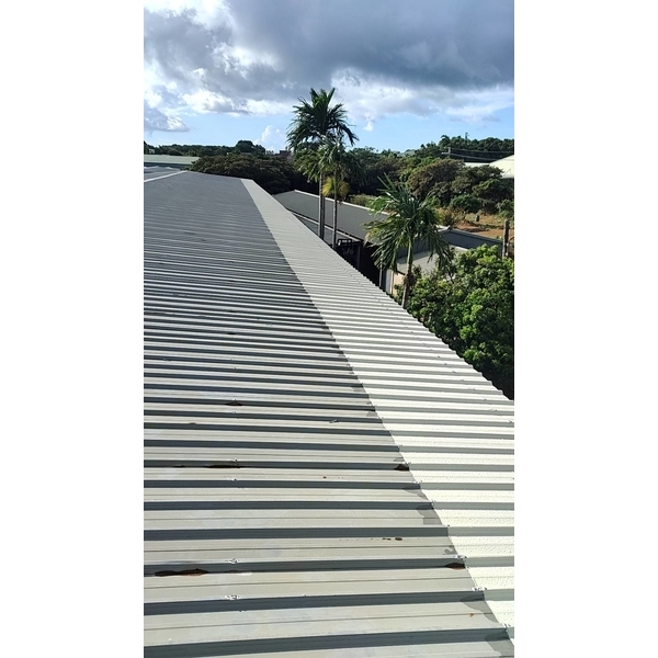 鐵皮屋頂板尾鏽蝕延板360米。420片,佳德金屬企業社