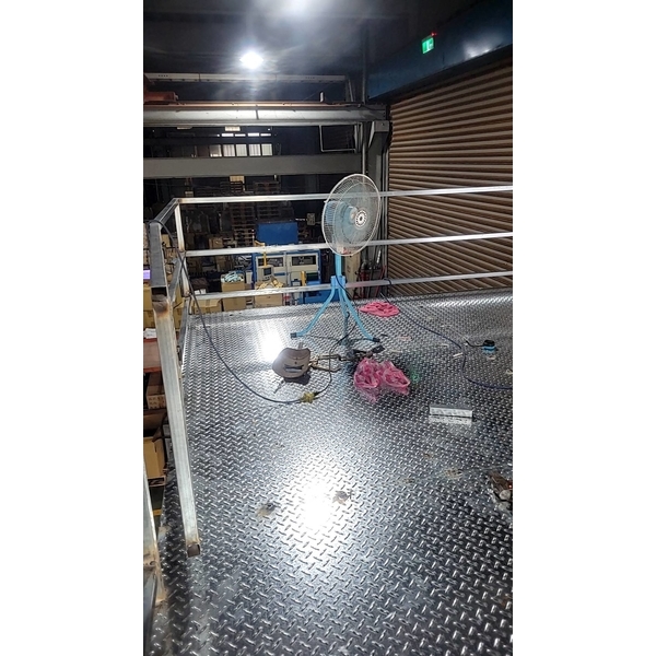 廠內鋼構平台製作安裝含扶手