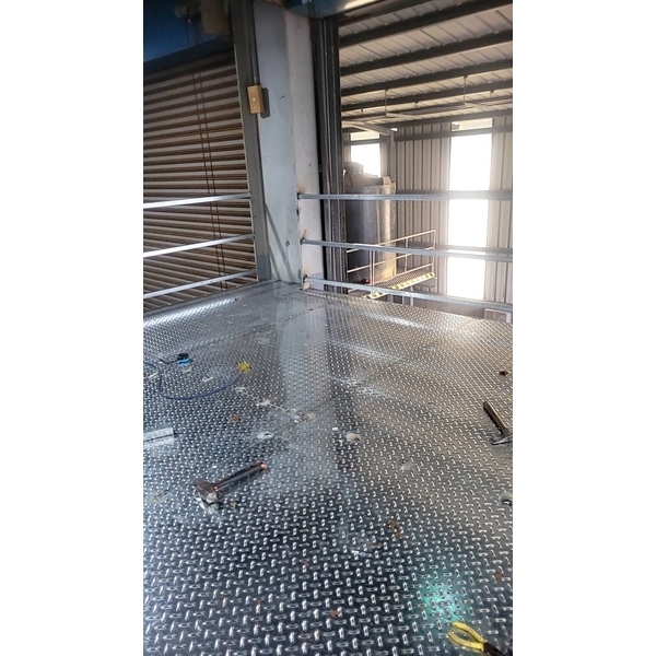 廠內鋼構平台製作安裝含扶手-佳德金屬企業社