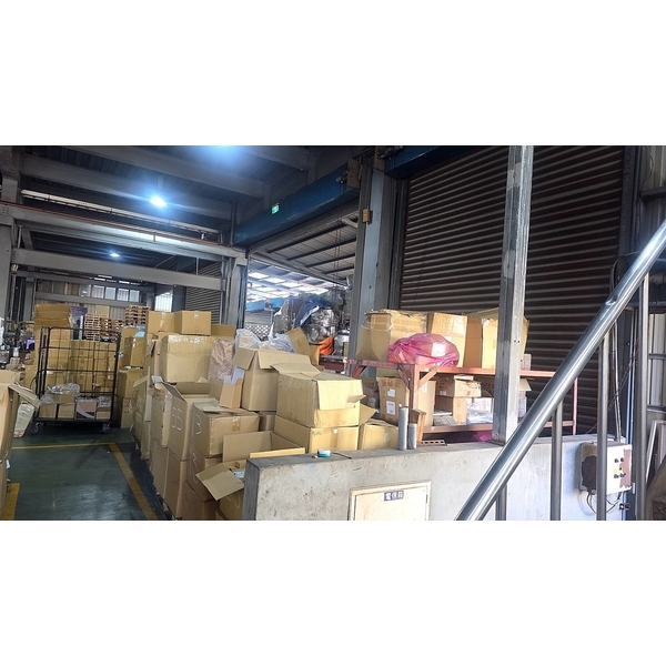 廠內鋼構平台製作安裝含扶手-佳德金屬企業社