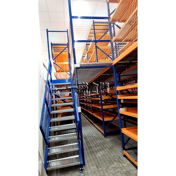 重型積層-一盛角鋼鐵櫃企業股份有限公司