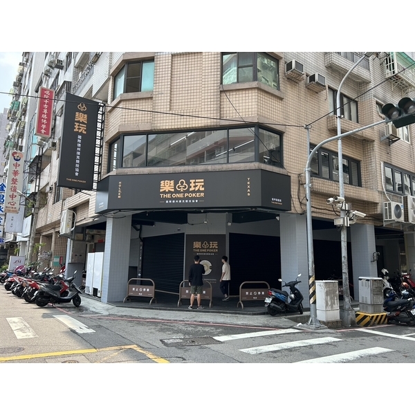 CIS店面廣告 CIS店面廣告,兆岳廣告有限公司