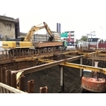 新竹市聯立賓士廠房興建土方工程-鑫益興企業有限公司