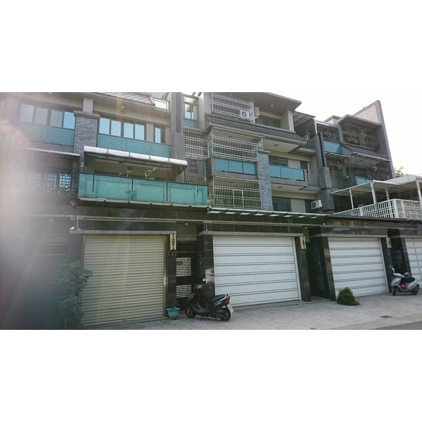 電動門＆採光罩,育佑工程