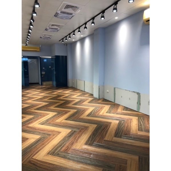 湘饌海鮮- 塑膠地磚設計施作,居久屋企業有限公司