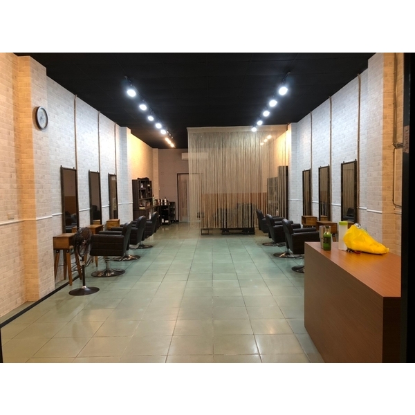 絕色髪藝-噴漆 ＆壁紙 施作-居久屋企業有限公司